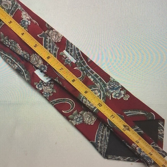 Vintage Walt Disney Company Mickey Mouse Design Neck Tie Red Paisley Print - Picture 6 of 6